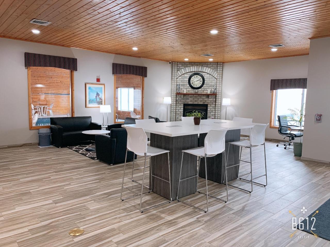 Baymont By Wyndham Baldwin Exterior foto